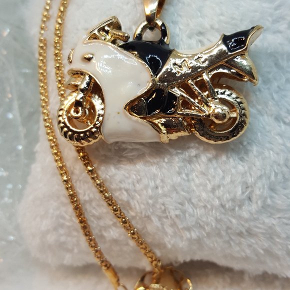 MOTORCYCLE Pendant with chain - Picture 2 of 3